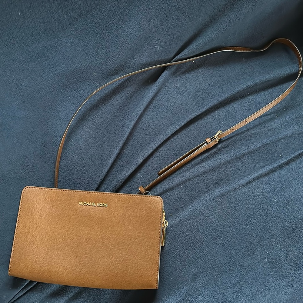 Michael Kors Crossbody Bag